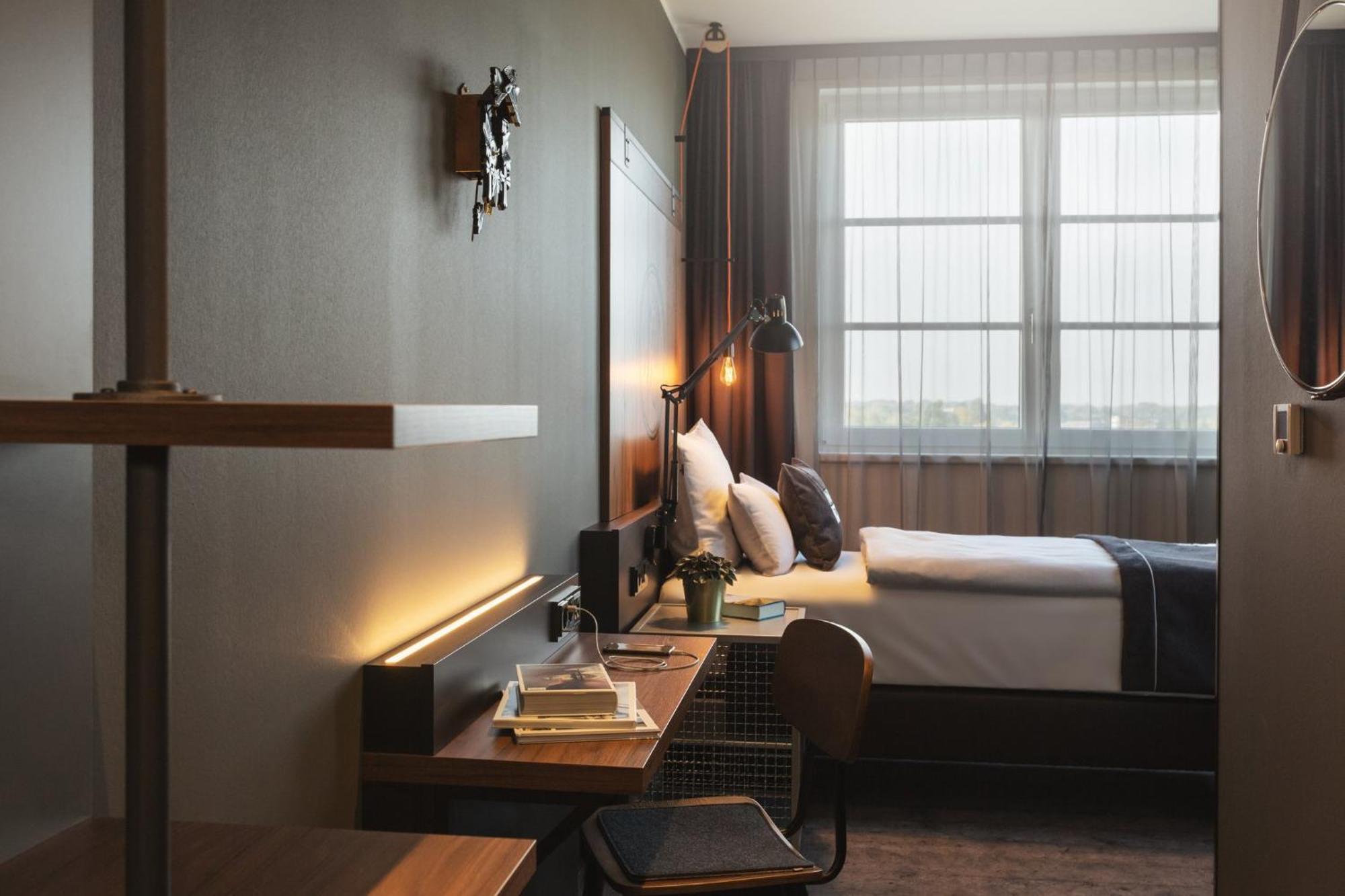 Holiday Inn - The Niu, Bricks Hamburg Eppendorf By Ihg מראה חיצוני תמונה